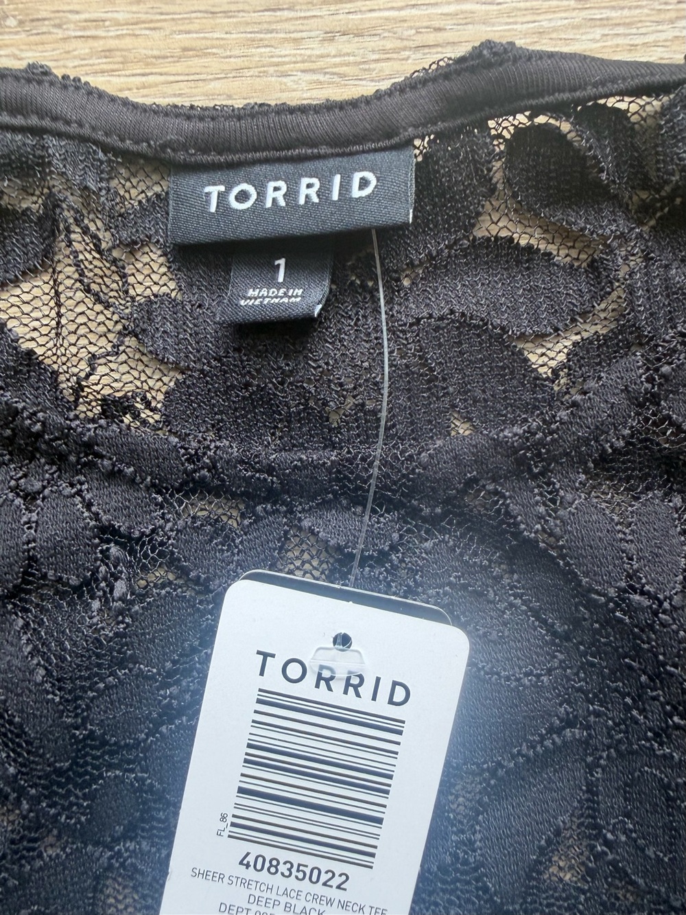 NWT Torrid Sheer Stretch Lace Crew Neck Tee | Deep Black | 1X (14-16) - Picture 5 of 7